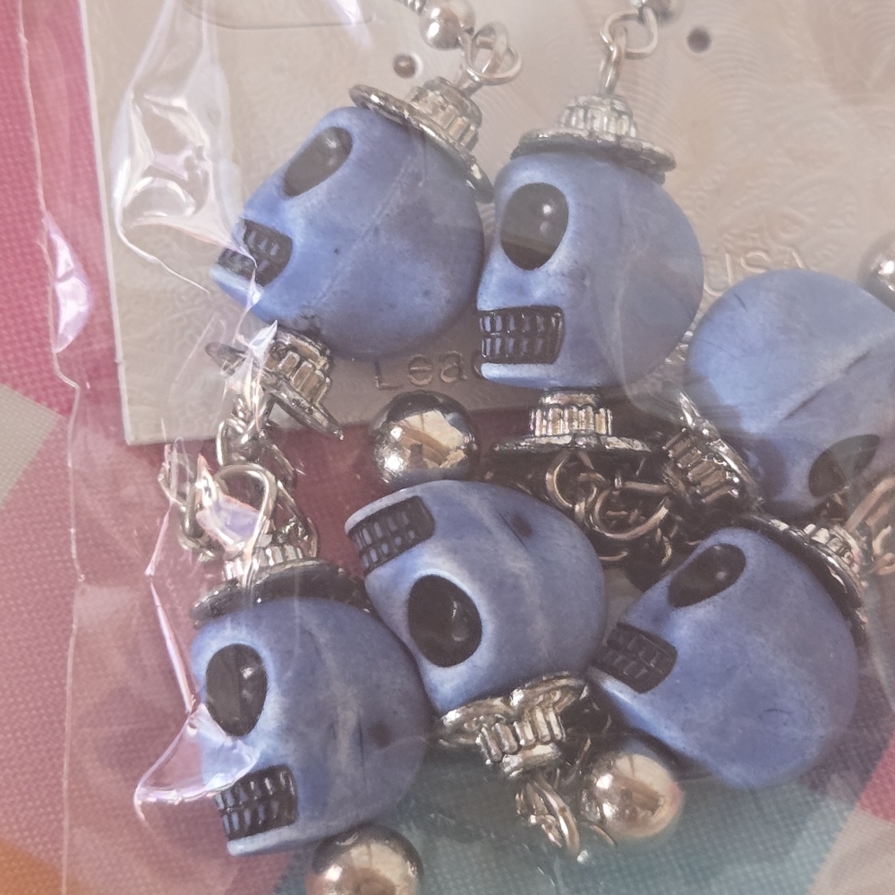 SKULL FASHION EARRINGS ๐ - Picture 1 of 2
